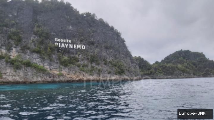 Raja Ampat Mendunia! 7 Destinasi Wisata Terbaik yang Wajib Kamu Kunjungi