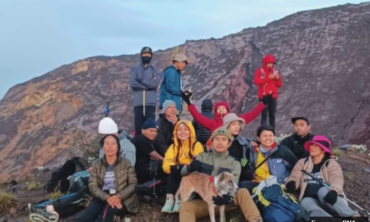 Tantangan Terberat Pemandu Gunung di Bali, Peserta Kram hingga Jatuh Terpeleset