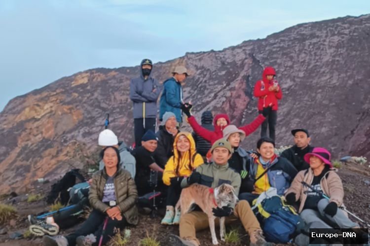 Tantangan Terberat Pemandu Gunung di Bali, Peserta Kram hingga Jatuh Terpeleset